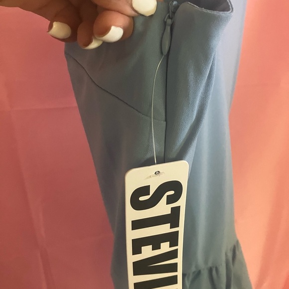 Blue Sleeveless Bubble Mini Dress - Picture 3 of 4